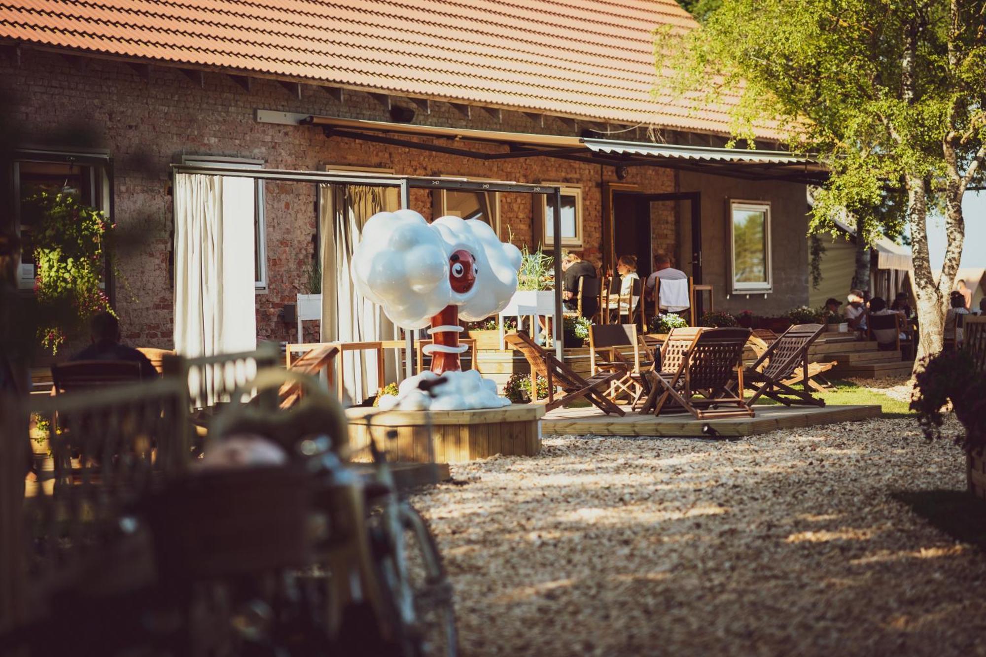 Hotel Mia Glamping Orissaare Exteriér fotografie