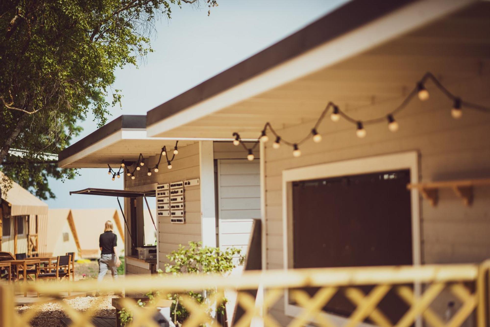 Hotel Mia Glamping Orissaare Exteriér fotografie